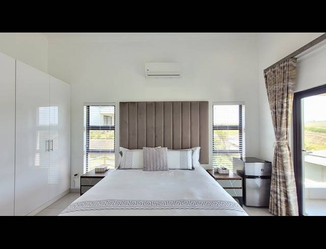 4 BEDROOM HOUSE FOR SALE IN PALM LAKES ESTATE